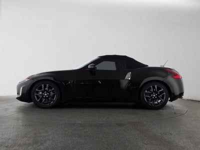 2018 Nissan 370Z Roadster Touring