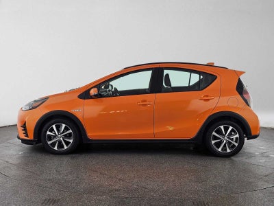 2018 Toyota Prius c Three