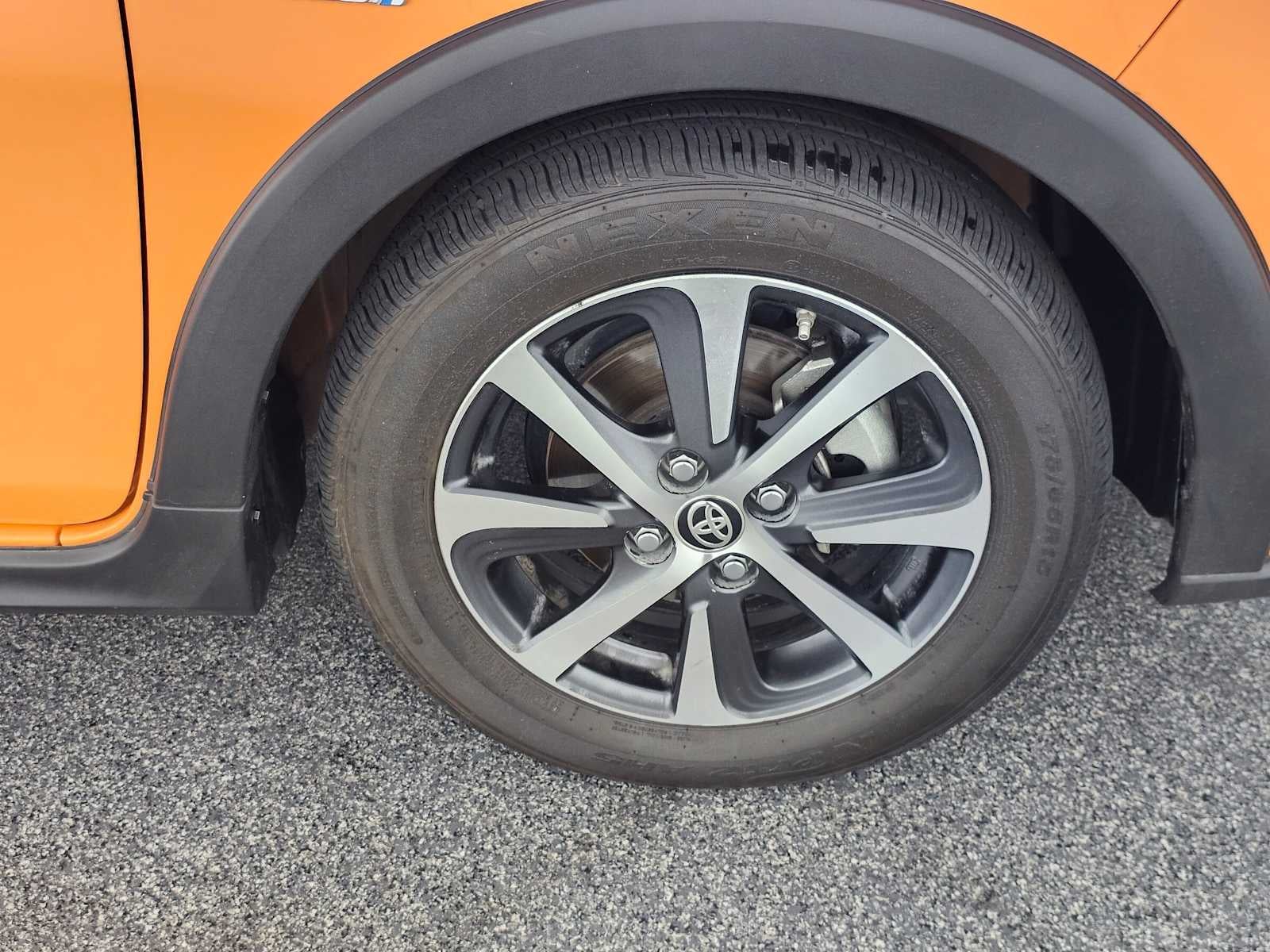 2018 Toyota Prius c Three