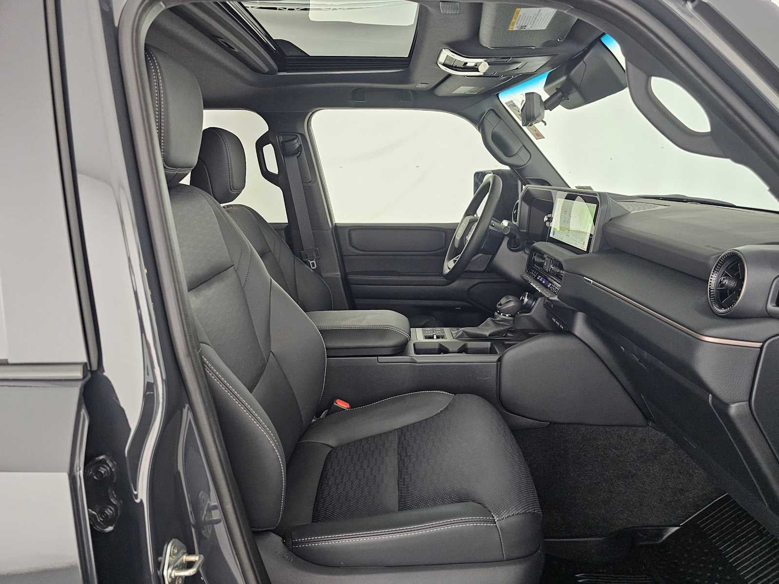 2025 Toyota Land Cruiser 4WD (Natl)