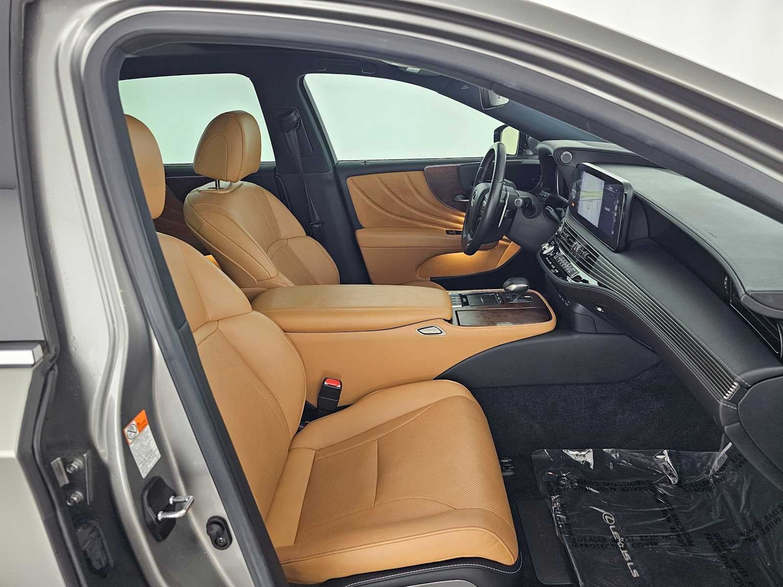 2021 Lexus LS Base - Photo 10