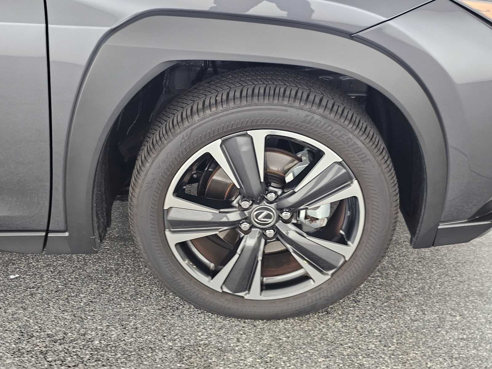 2025 Lexus UX 300h UX 300h