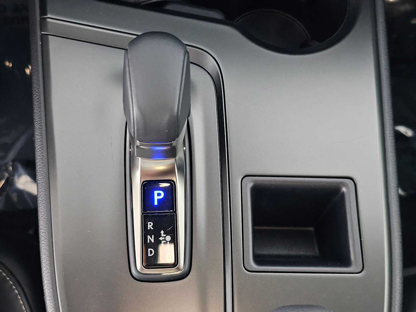 2025 Lexus UX 300h UX 300h