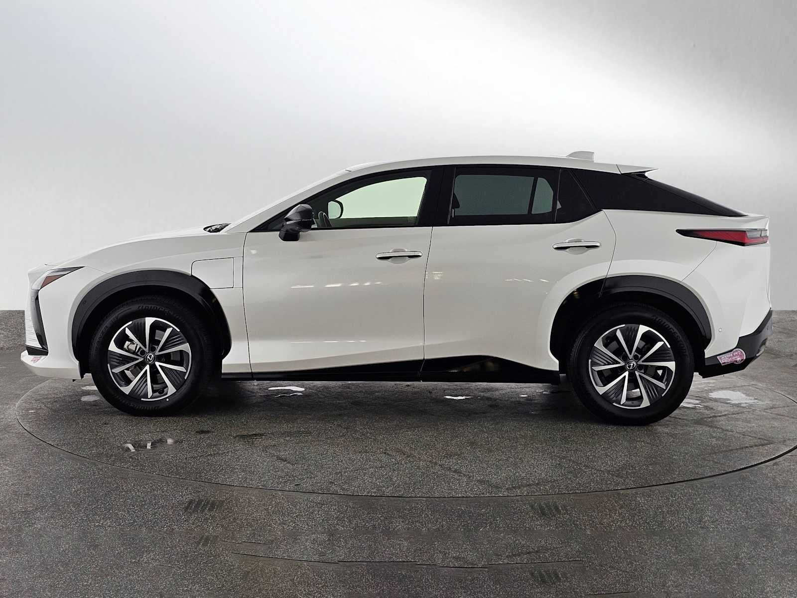 2023 Lexus RZ 450e Premium