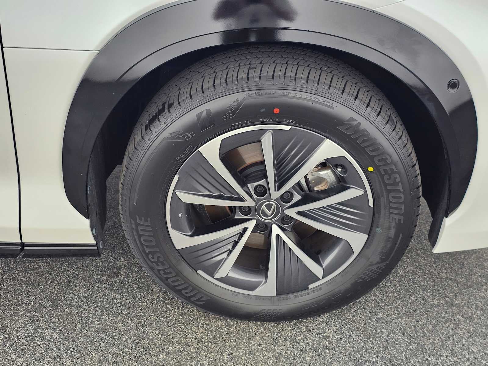 2023 Lexus RZ 450e Premium