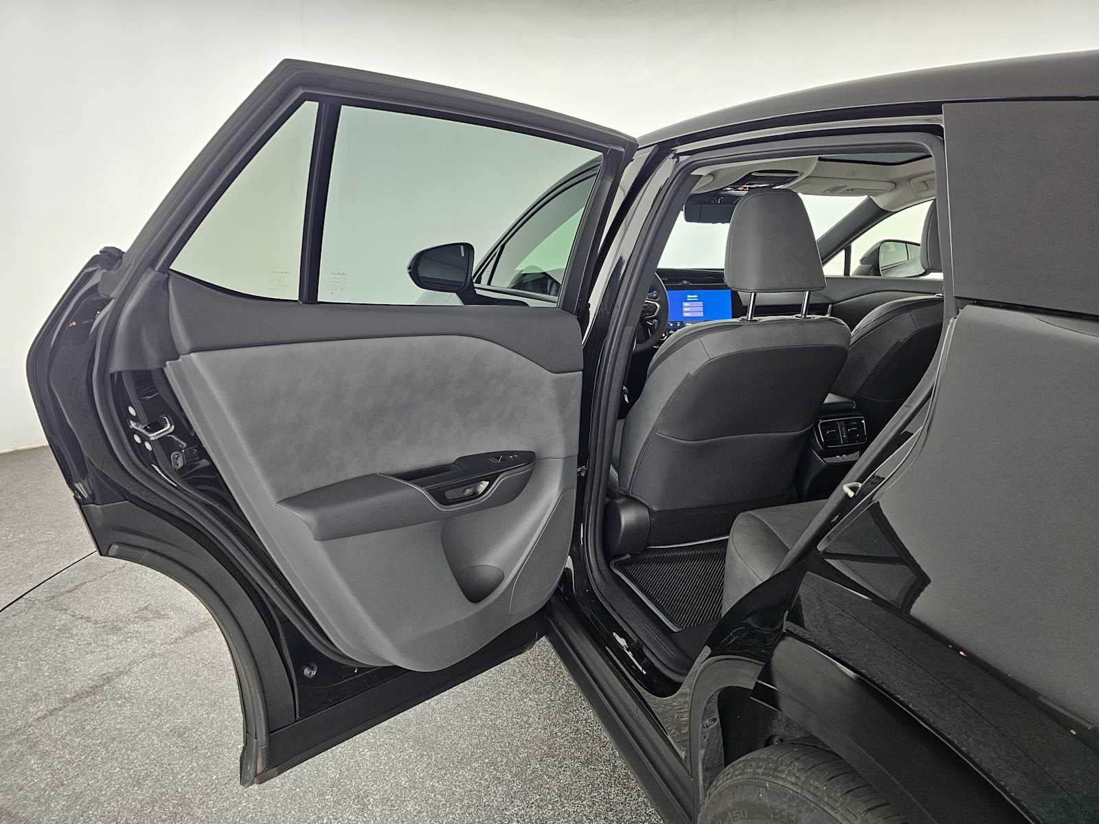 2023 Lexus RZ Premium