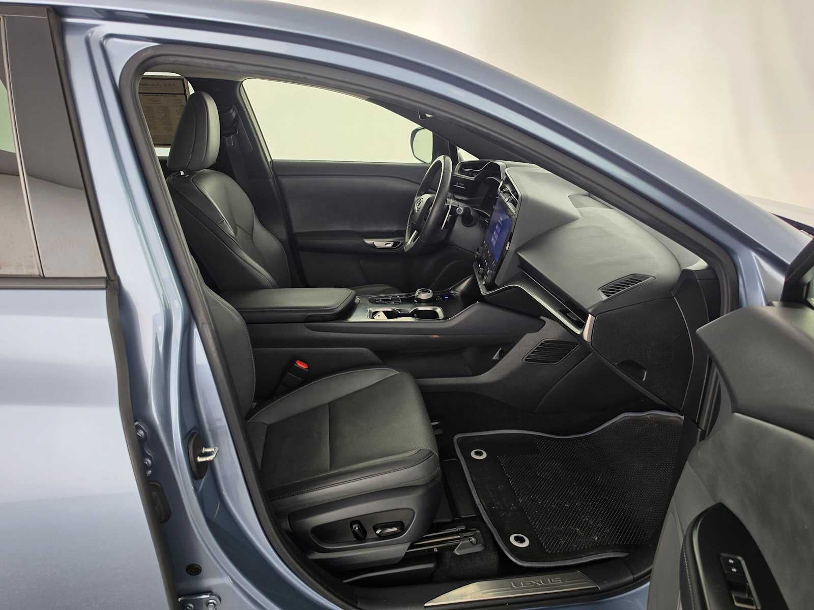 2023 Lexus RZ 450e Premium