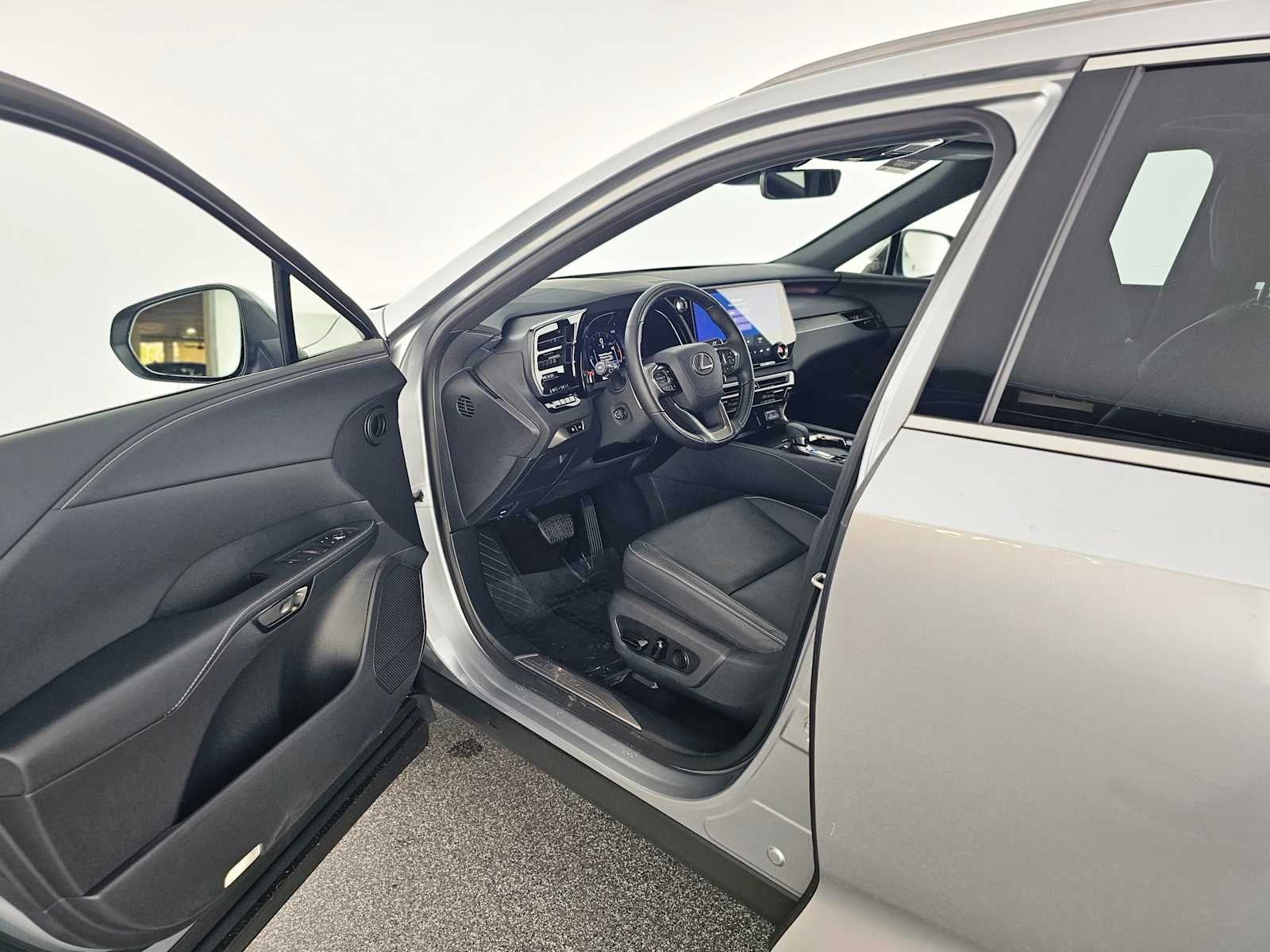 2025 Lexus RX Premium Plus