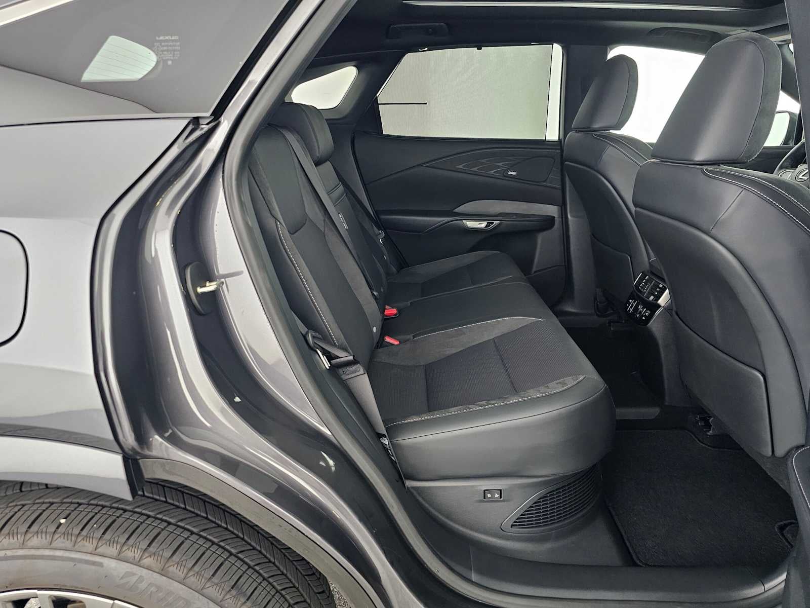 2026 Lexus RX 450h+ Luxury
