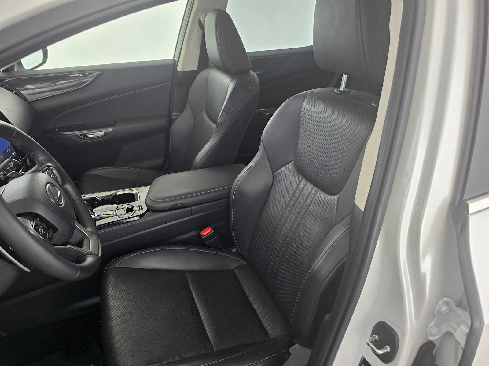 2025 Lexus NX 250 Premium