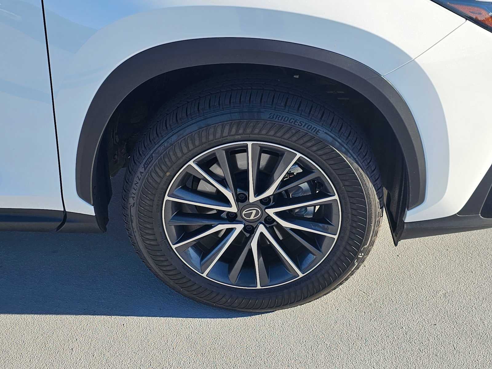 2026 Lexus NX 350h Premium