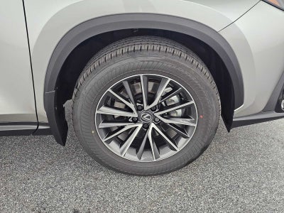 2025 Lexus NX 350h Premium