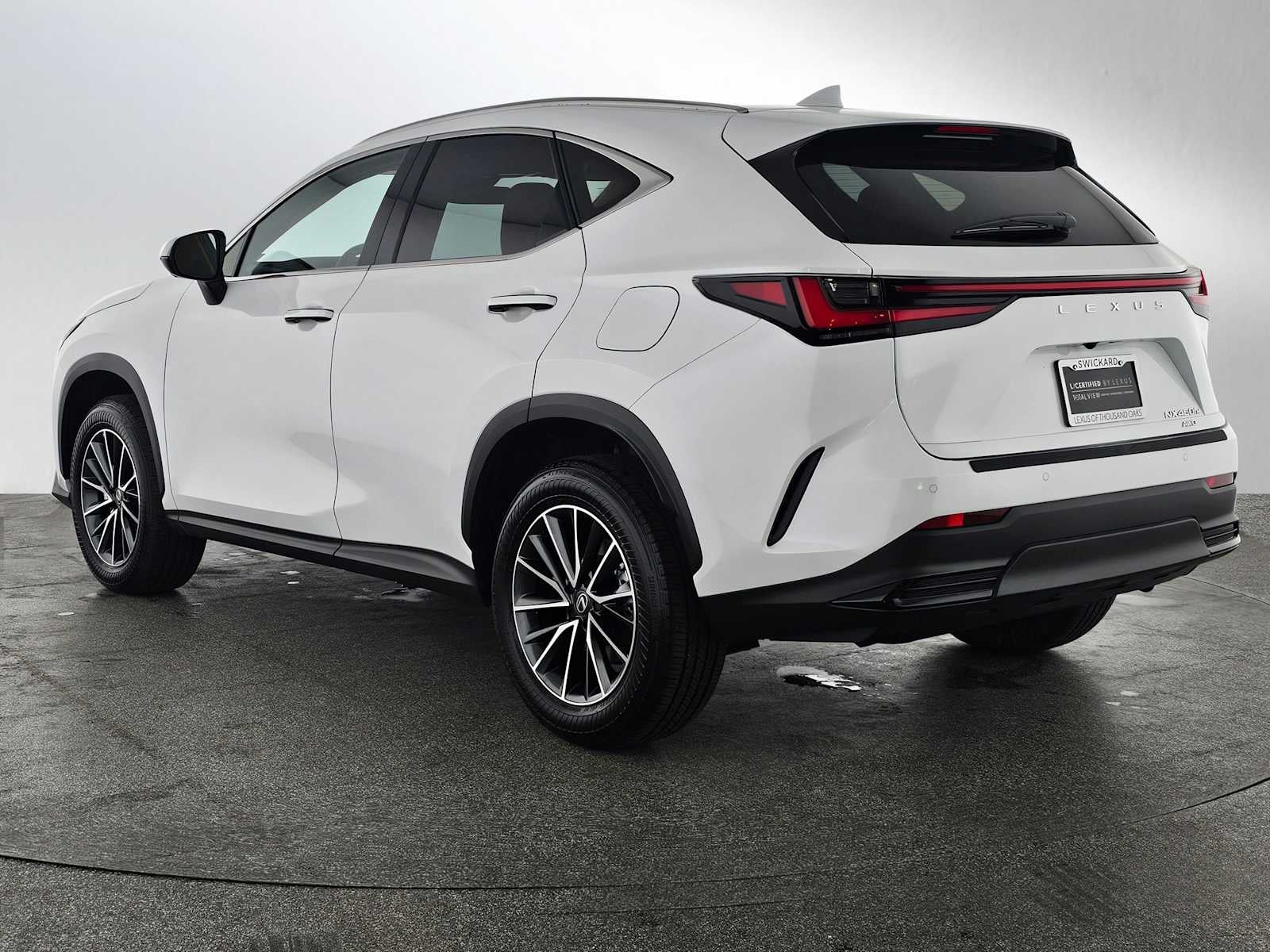 2026 Lexus NX 450h+ Premium