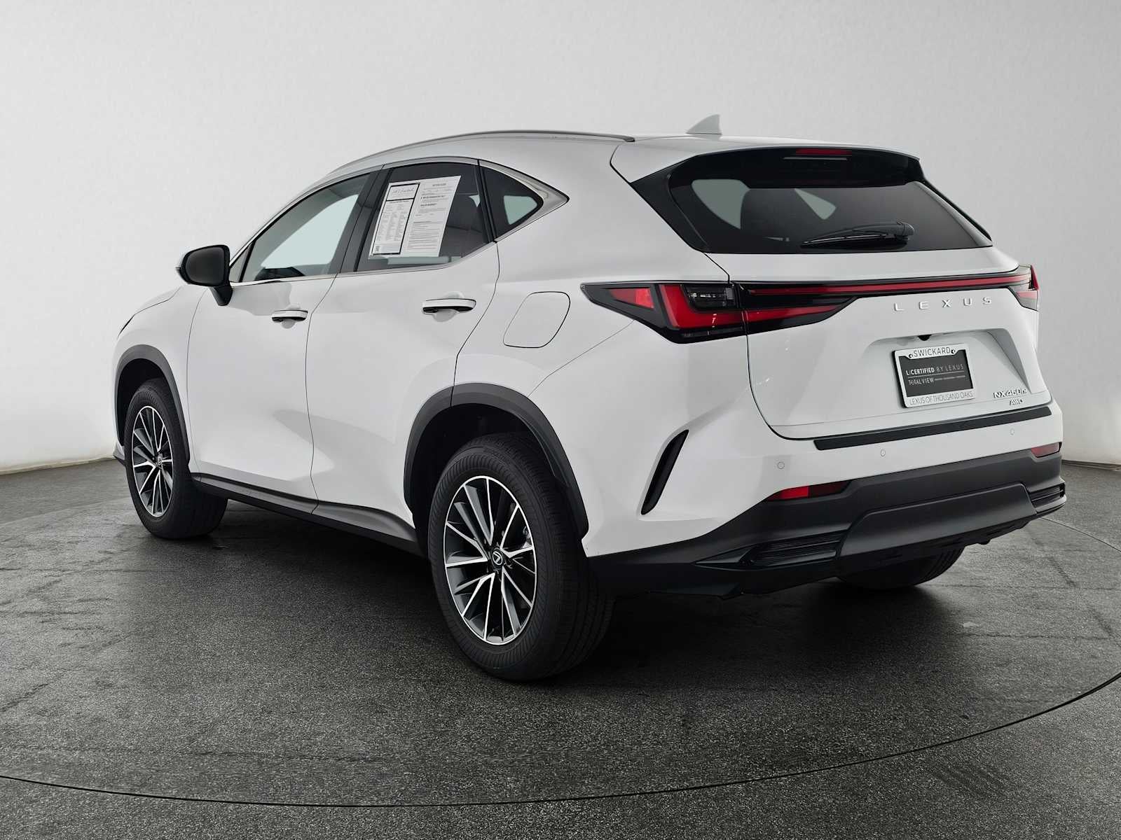 2026 Lexus NX 450h+ Premium