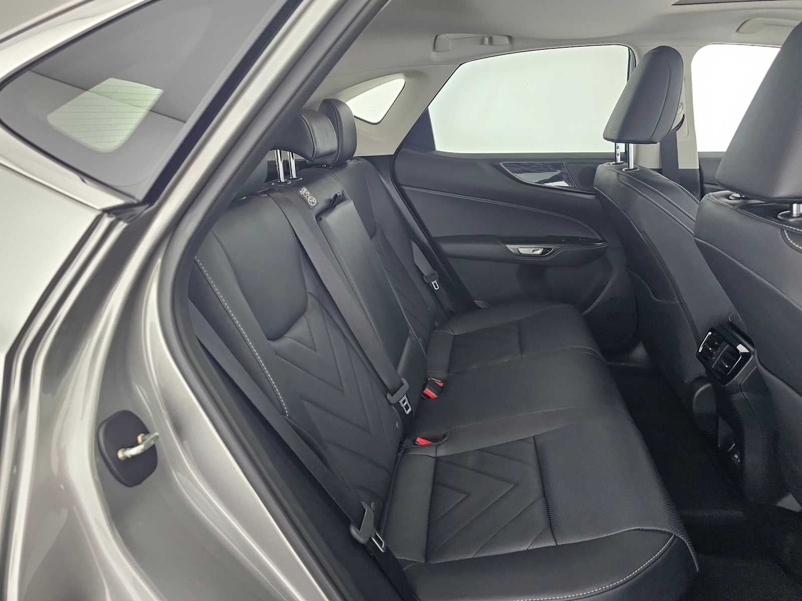 2026 Lexus NX 450h+ Premium