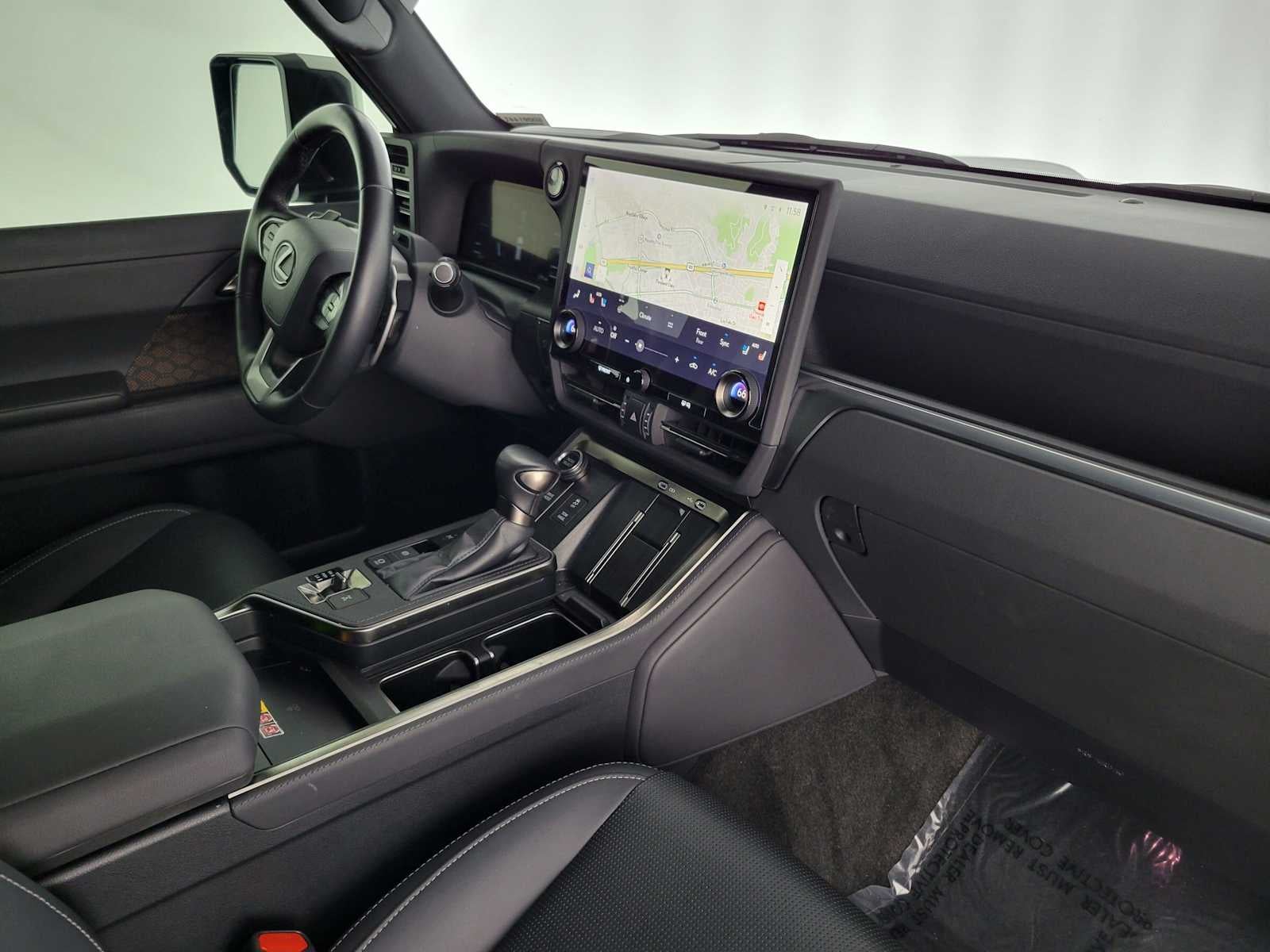 2024 Lexus GX Luxury - Photo 11