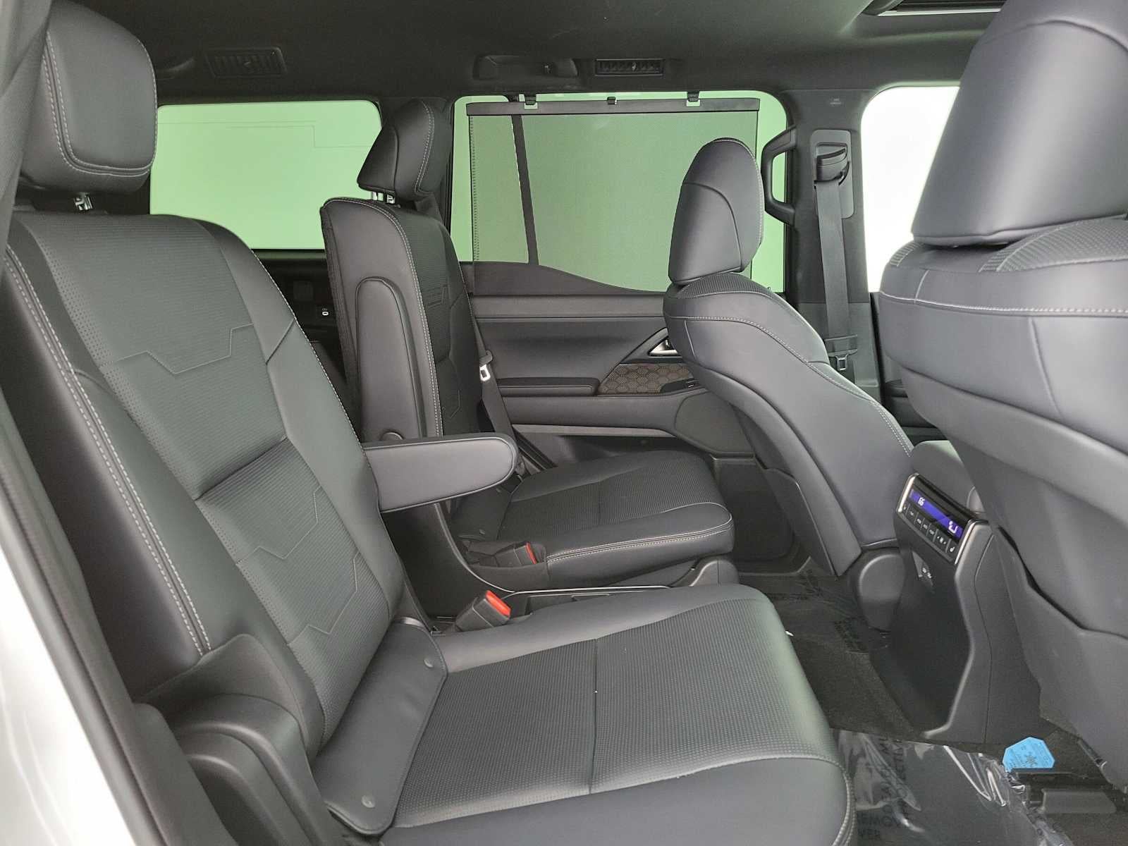 2024 Lexus GX Luxury - Photo 12