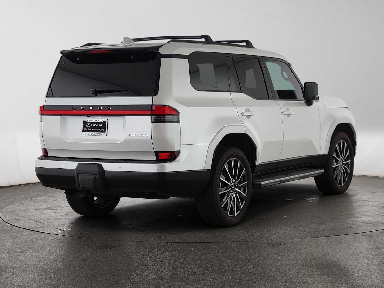2024 Lexus GX Luxury - Photo 3