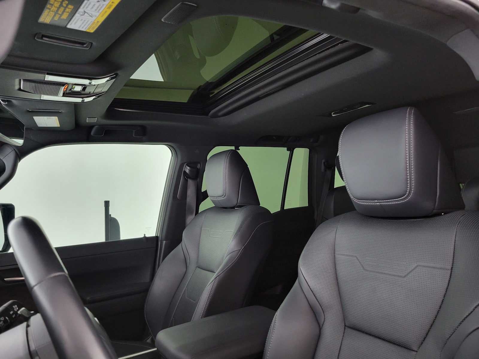 2024 Lexus GX Luxury - Photo 37