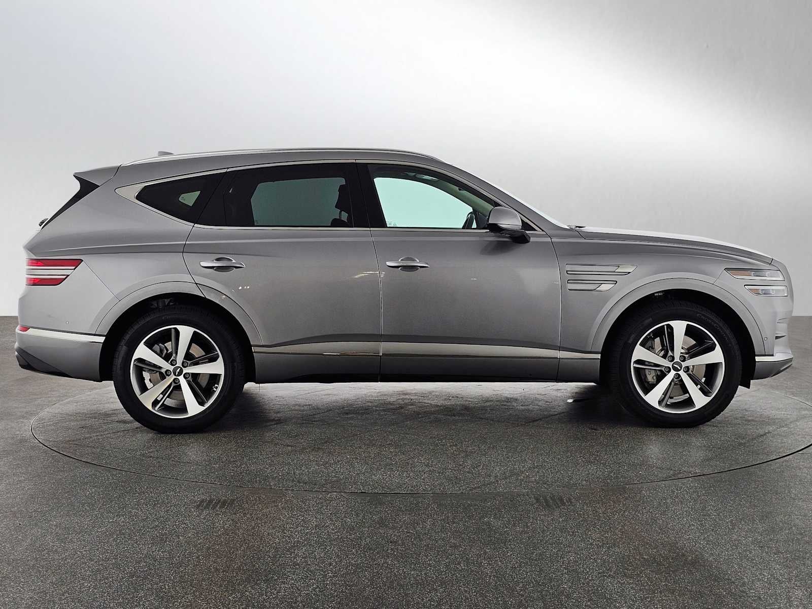2023 Genesis GV80 Advanced +