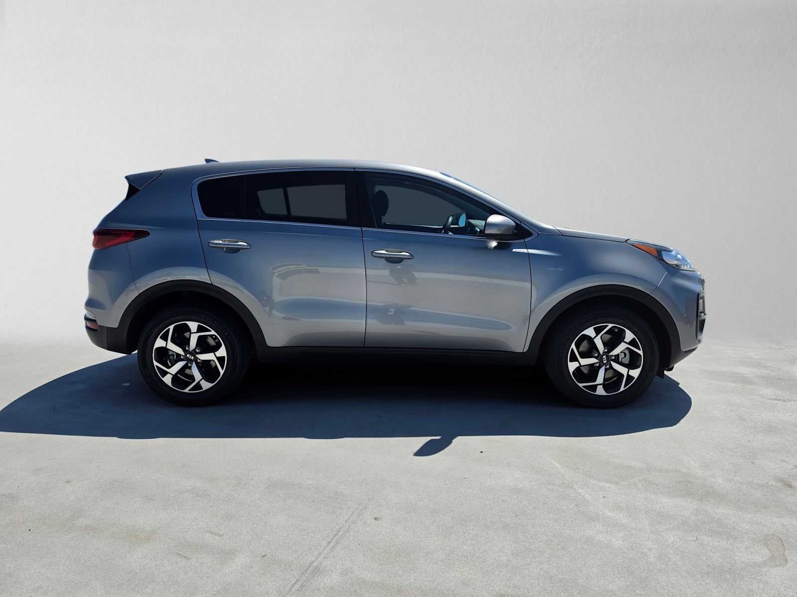 Used 2022 Kia Sportage LX with VIN KNDPMCAC3N7966838 for sale in Thousand Oaks, CA