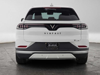 2023 VinFast VF 8 Eco