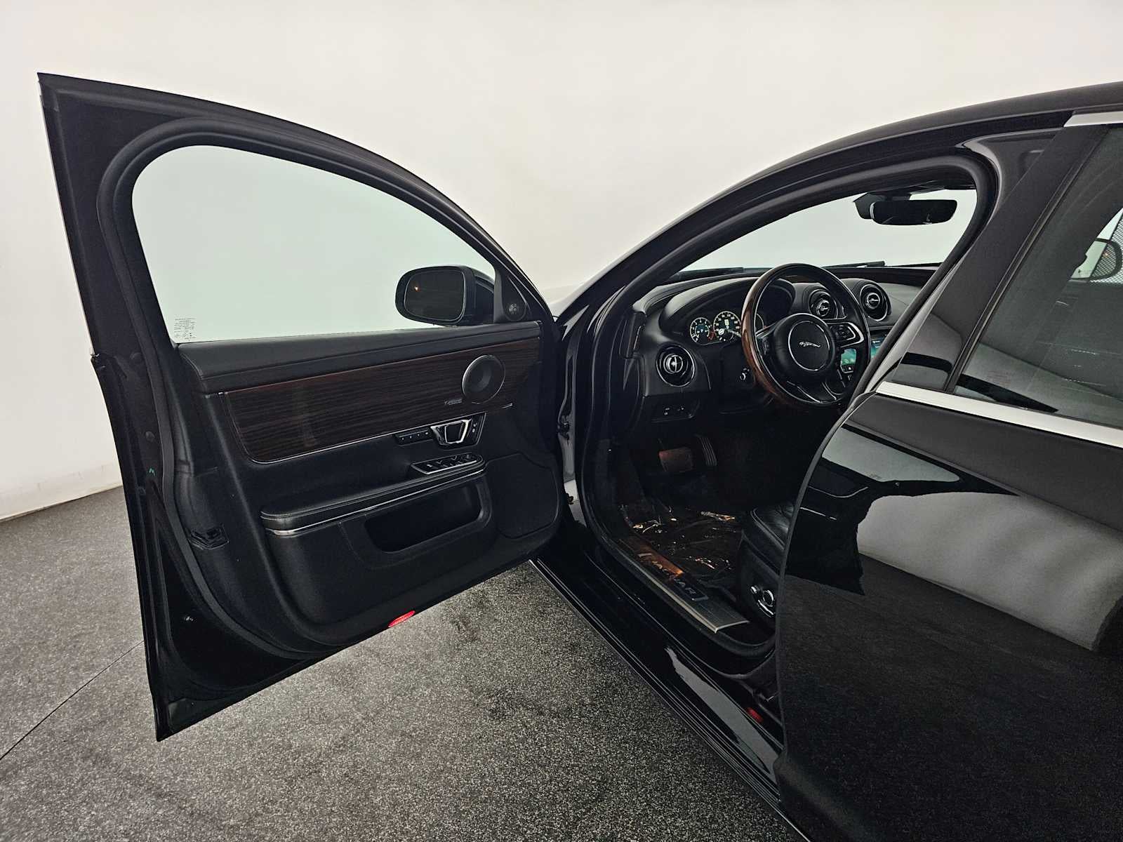 2019 Jaguar XJ XJL Portfolio