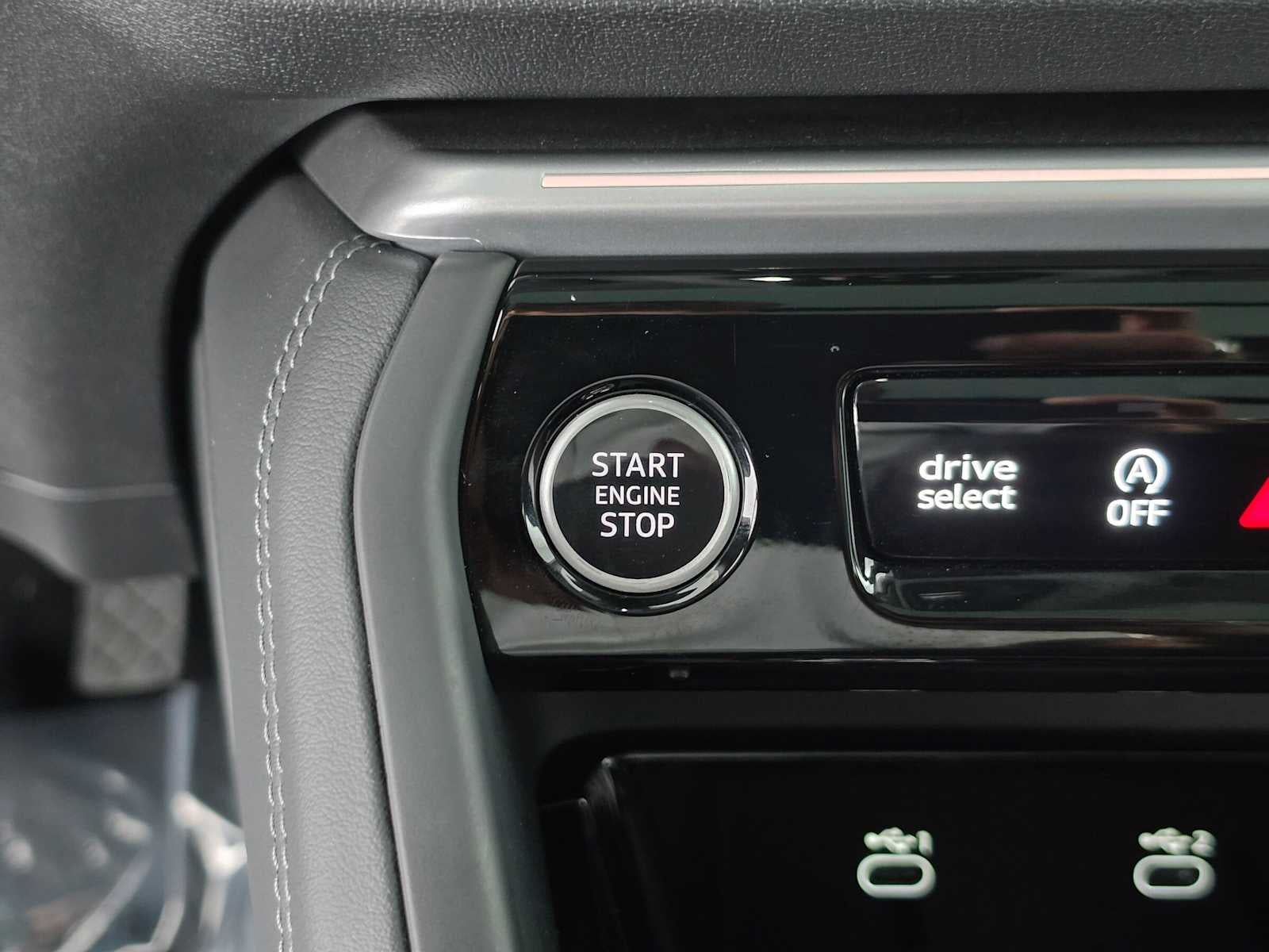 2025 Audi Q5 Premium Plus - Photo 30