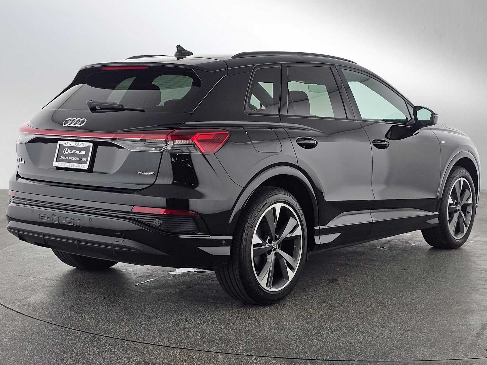 2024 Audi Q4 e-tron Premium Plus