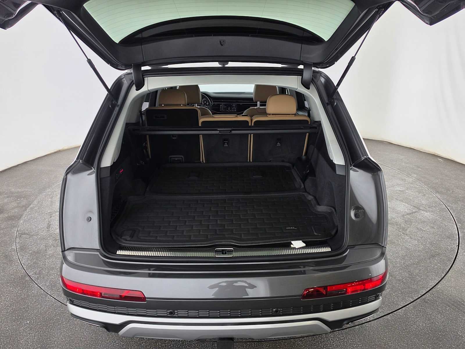 2025 Audi Q7 Prestige