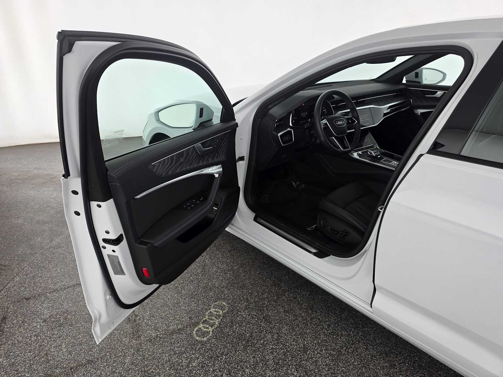 2025 Audi A6 Premium Plus - Photo 19