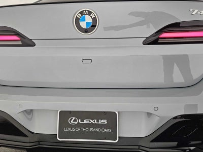 2023 BMW 740i 740i