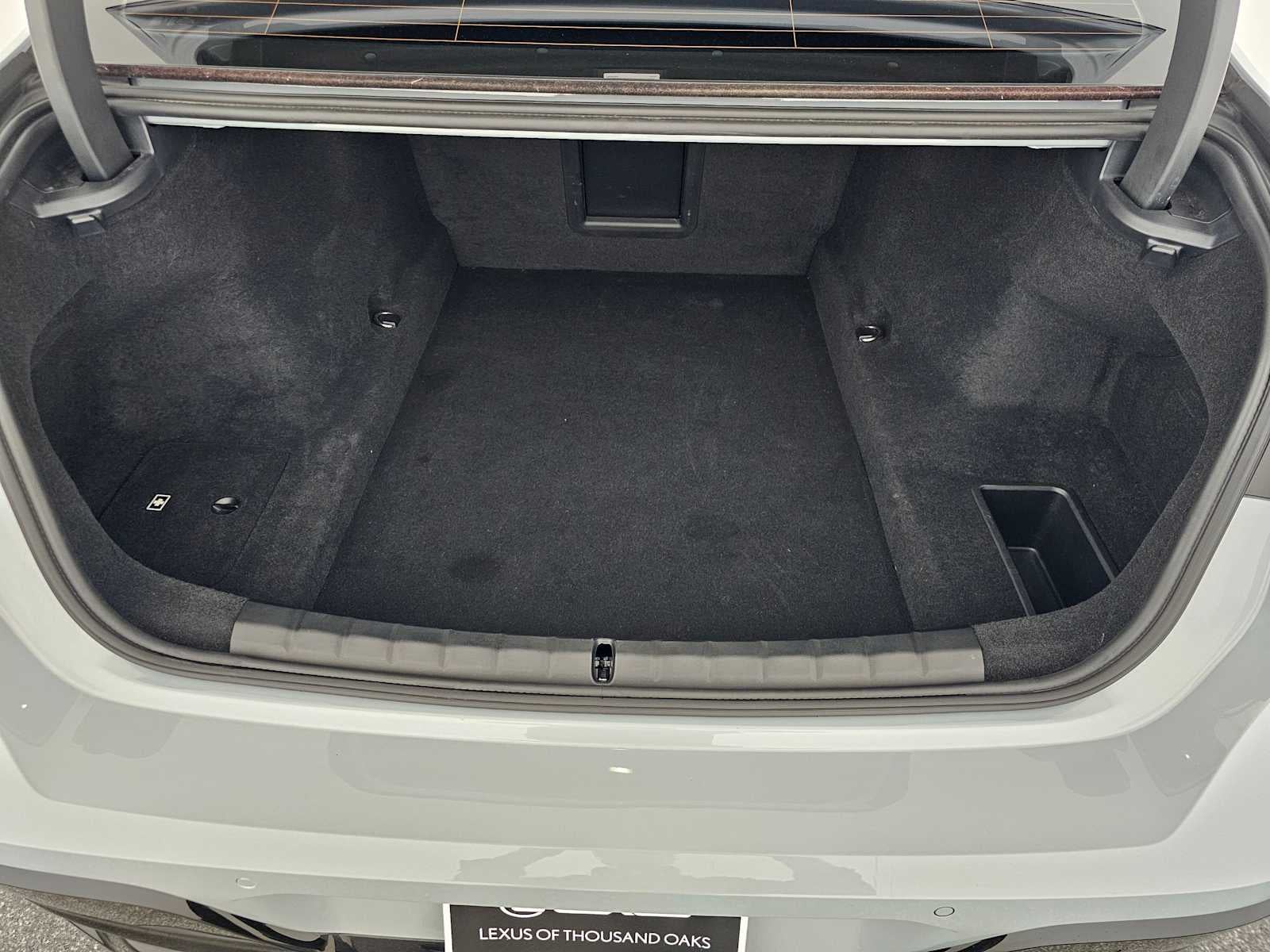 2023 BMW 740i 740i