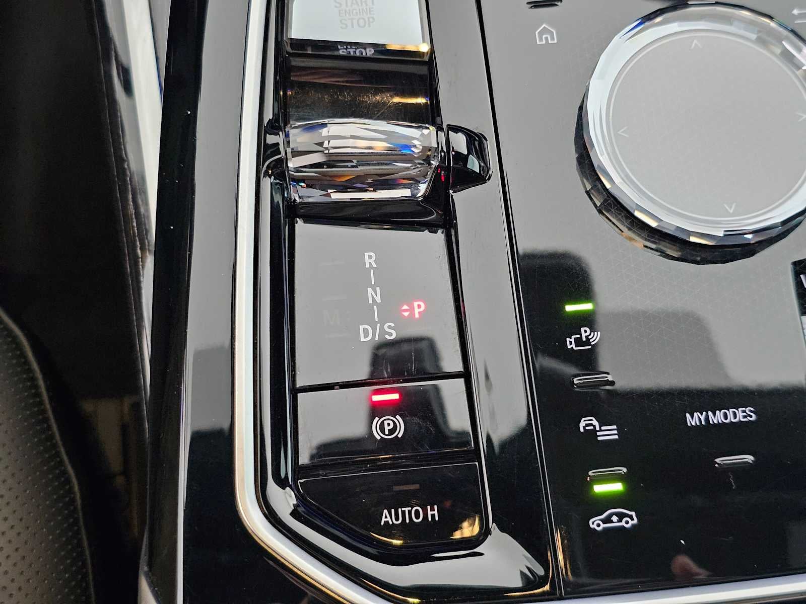 2023 BMW 740i 740i