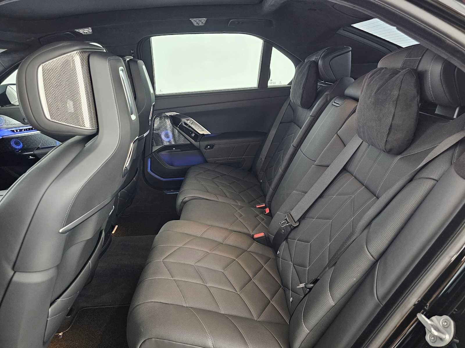 2025 BMW 760i xDrive 760i xDrive
