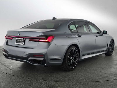 2022 BMW 7 Series 740i