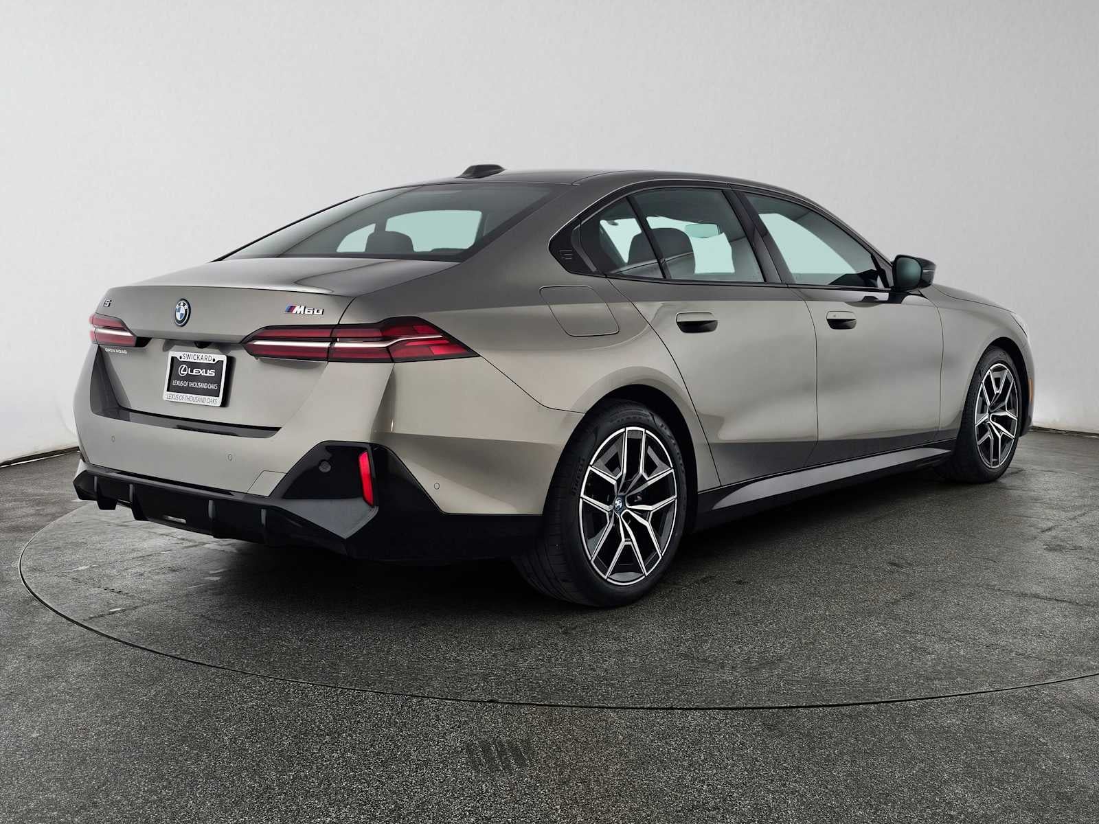 2024 BMW i5 M60 M60
