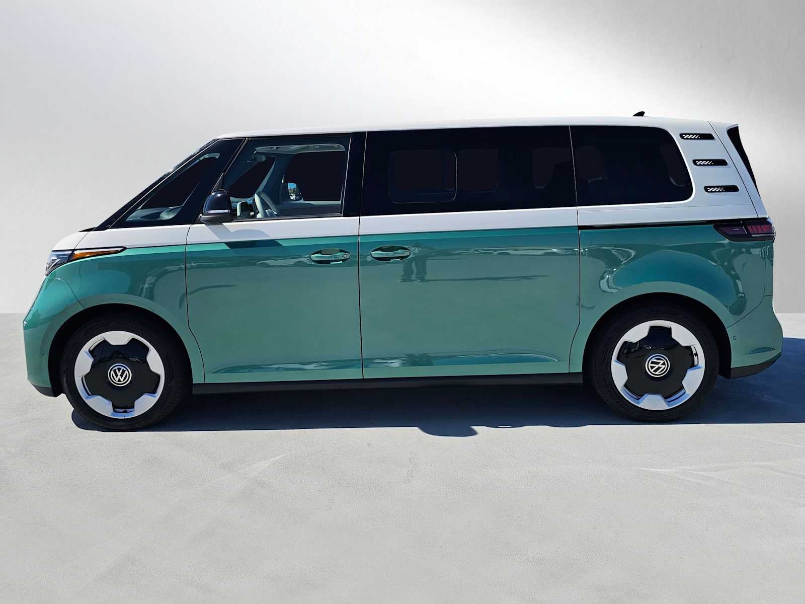 2025 Volkswagen ID. Buzz Pro S Plus