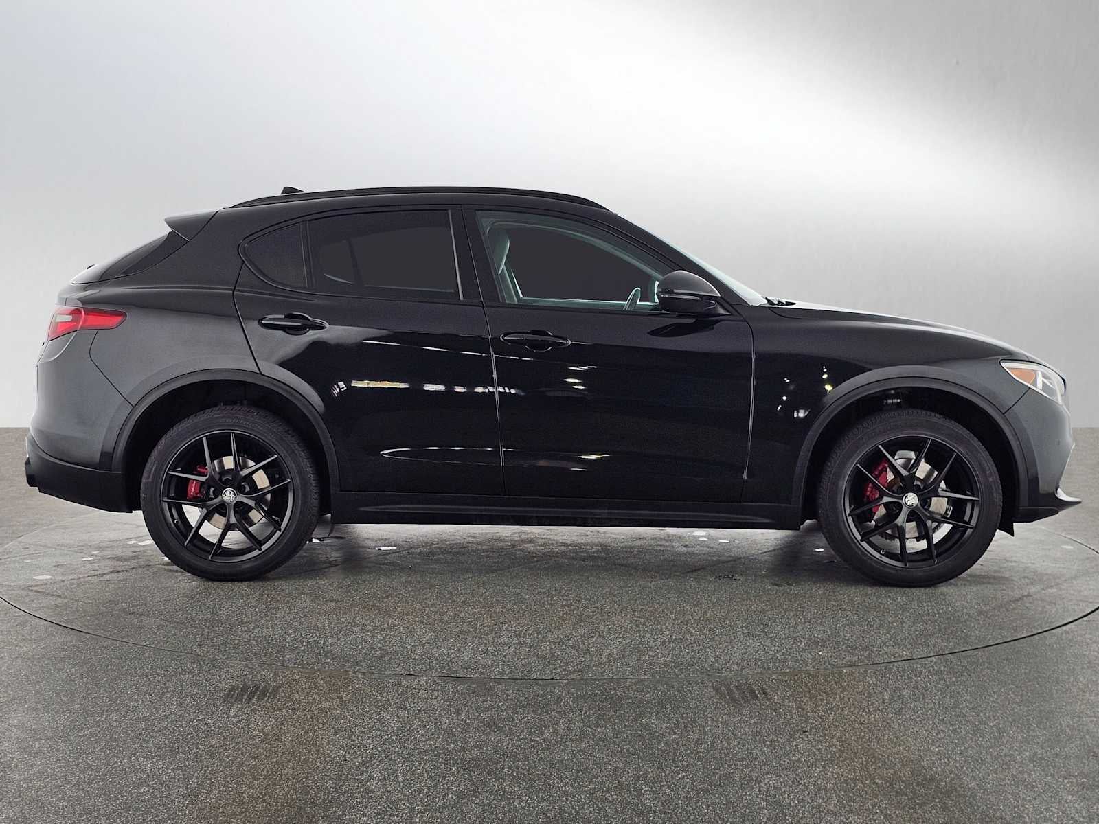 2020 Alfa Romeo Stelvio RWD