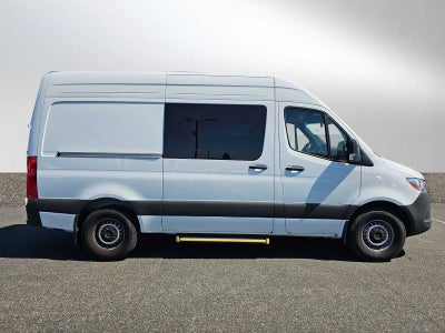 2025 Mercedes-Benz Sprinter 2500 Standard Roof I4 Diesel HO 144 RWD