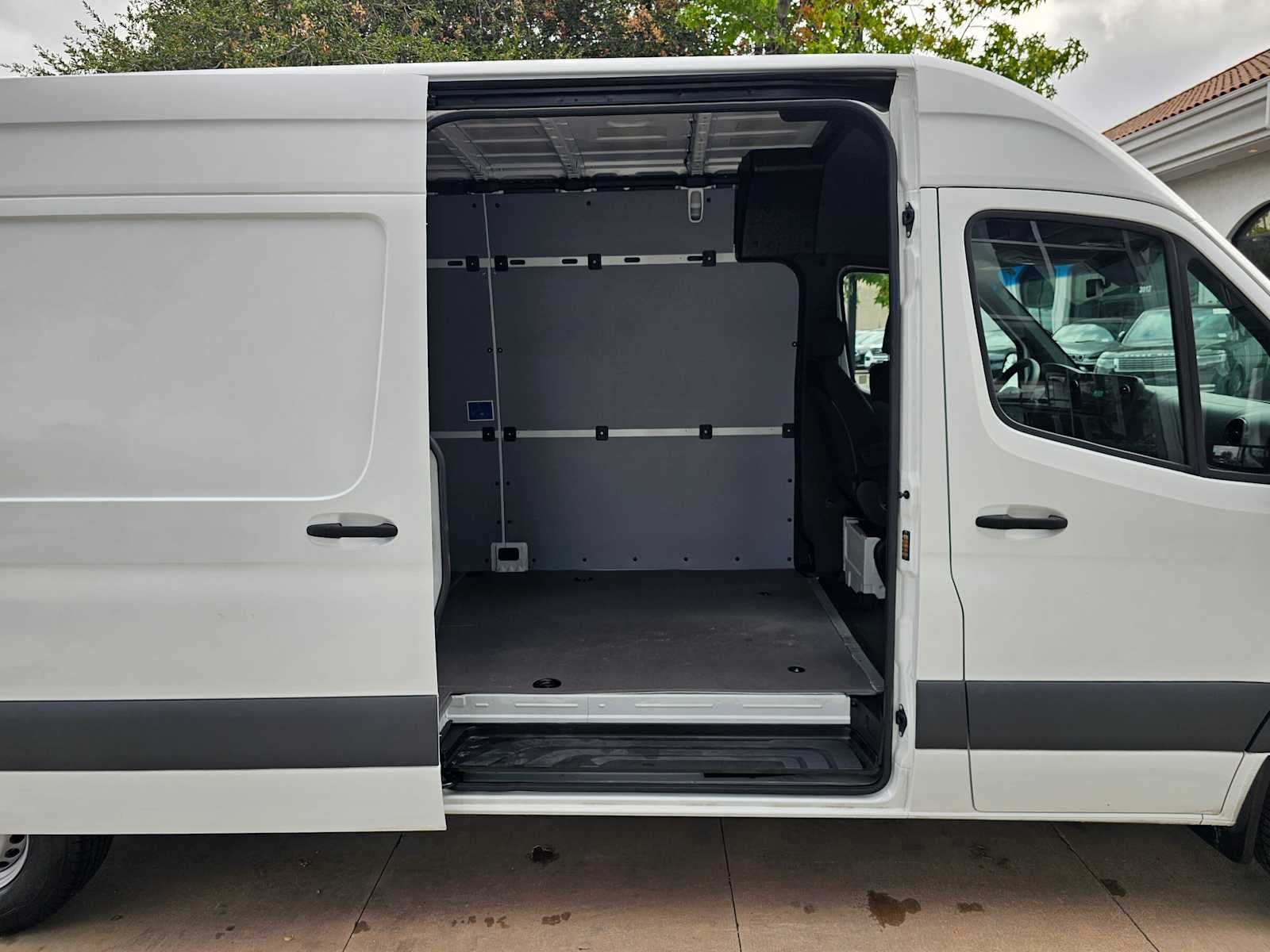 2021 Mercedes-Benz Sprinter Cargo Van 2500 High Roof V6 170 RWD