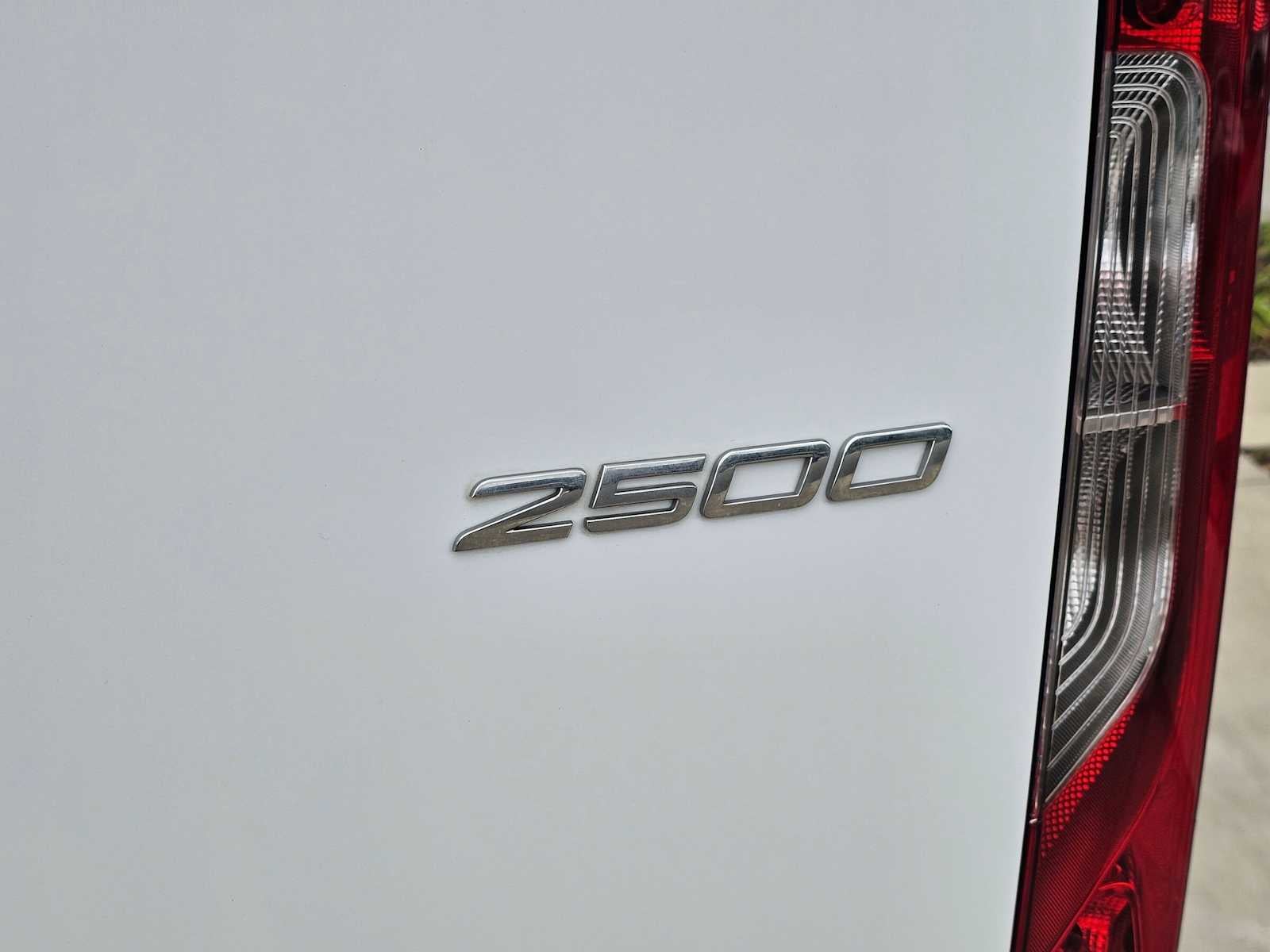 2021 Mercedes-Benz Sprinter Cargo Van 2500 High Roof V6 170 RWD