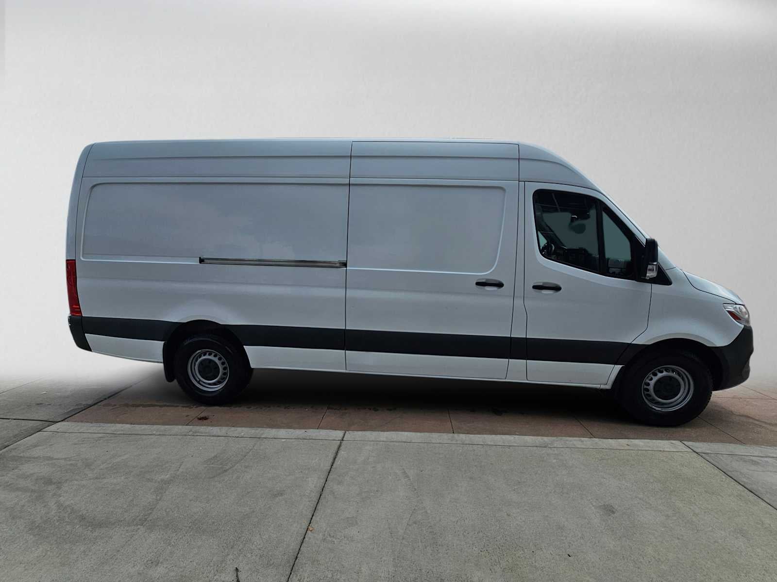 2021 Mercedes-Benz Sprinter Cargo Van 2500 High Roof V6 170 RWD