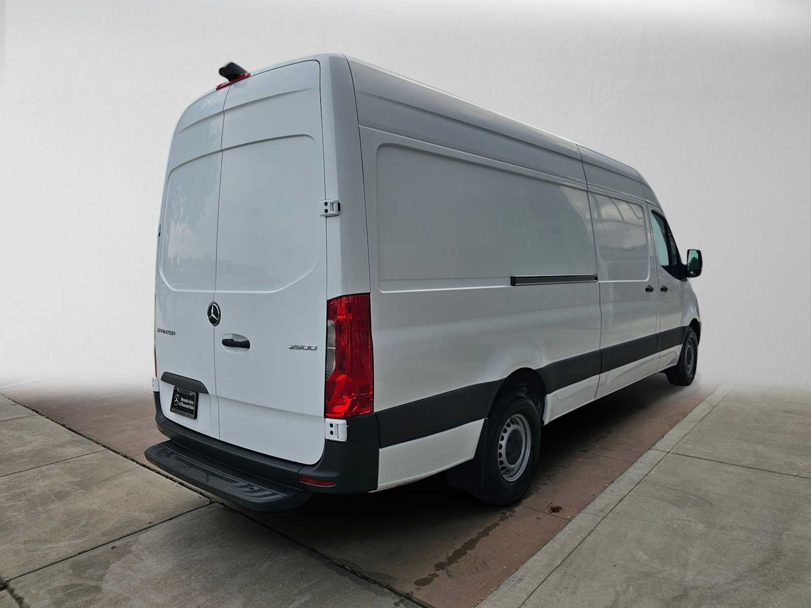 2021 Mercedes-Benz Sprinter Cargo Van 2500 High Roof V6 170 RWD