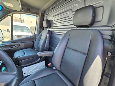 2026 Mercedes-Benz Sprinter 2500 Standard Roof I4 Diesel 144 RWD