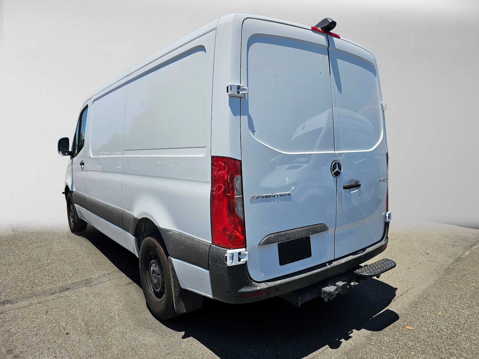 2026 Mercedes-Benz Sprinter 2500 Standard Roof I4 Diesel 144 RWD