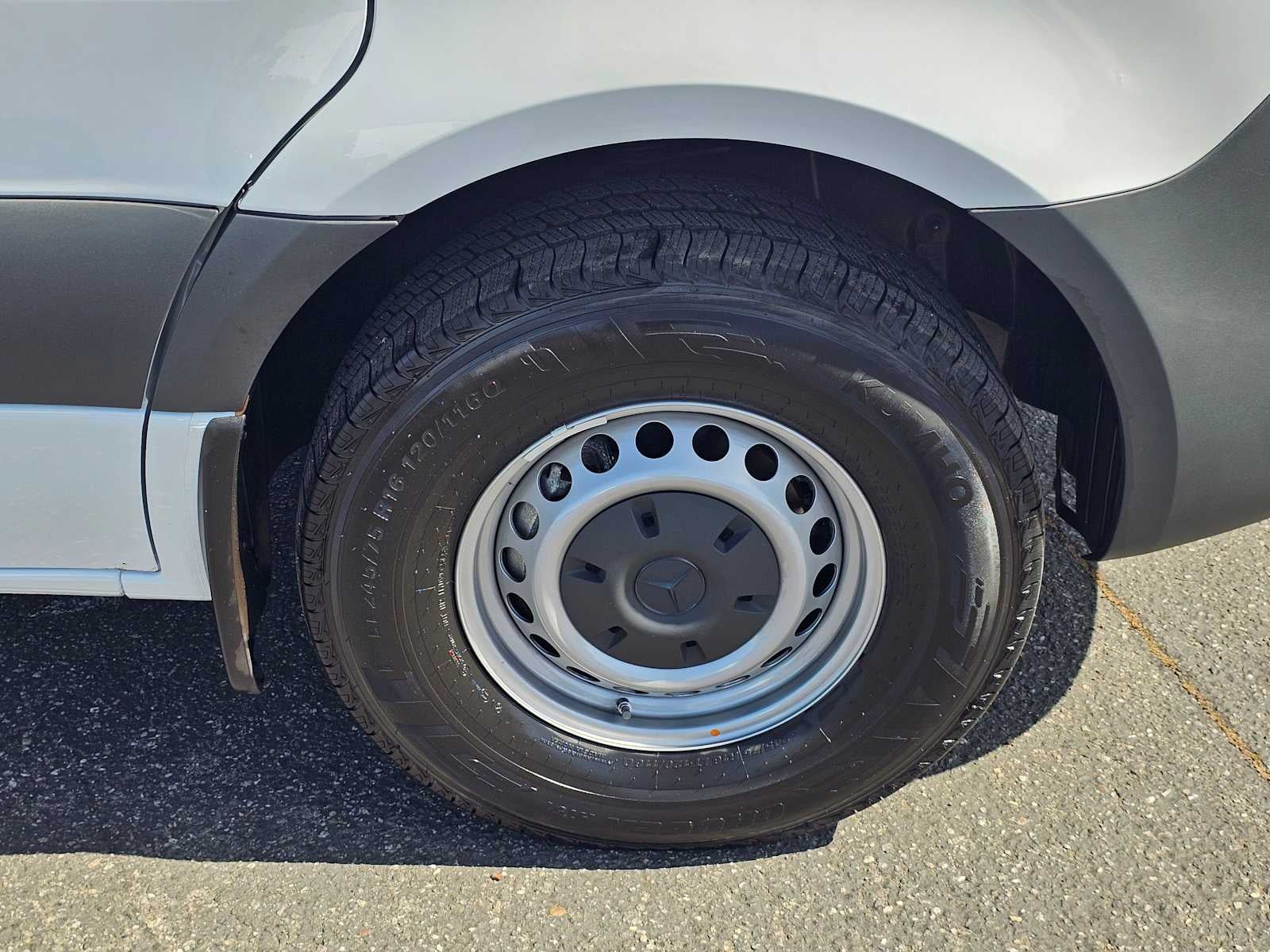 2025 Mercedes-Benz Sprinter Cargo Van 2500 Standard Roof I4 Diesel 144 RWD