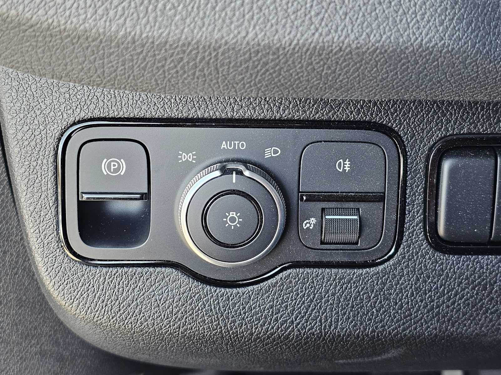 2026 Mercedes-Benz Sprinter 2500 Standard Roof I4 Diesel 144 RWD