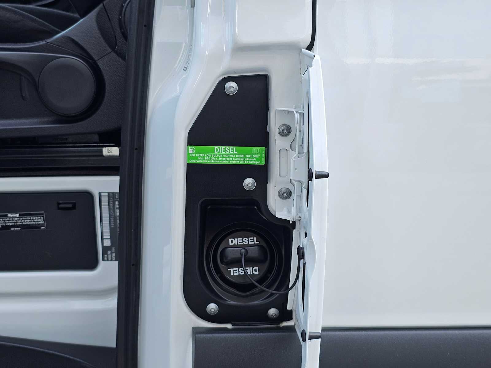 2025 Mercedes-Benz Sprinter Cargo Van 2500 Standard Roof I4 Diesel 144" RWD