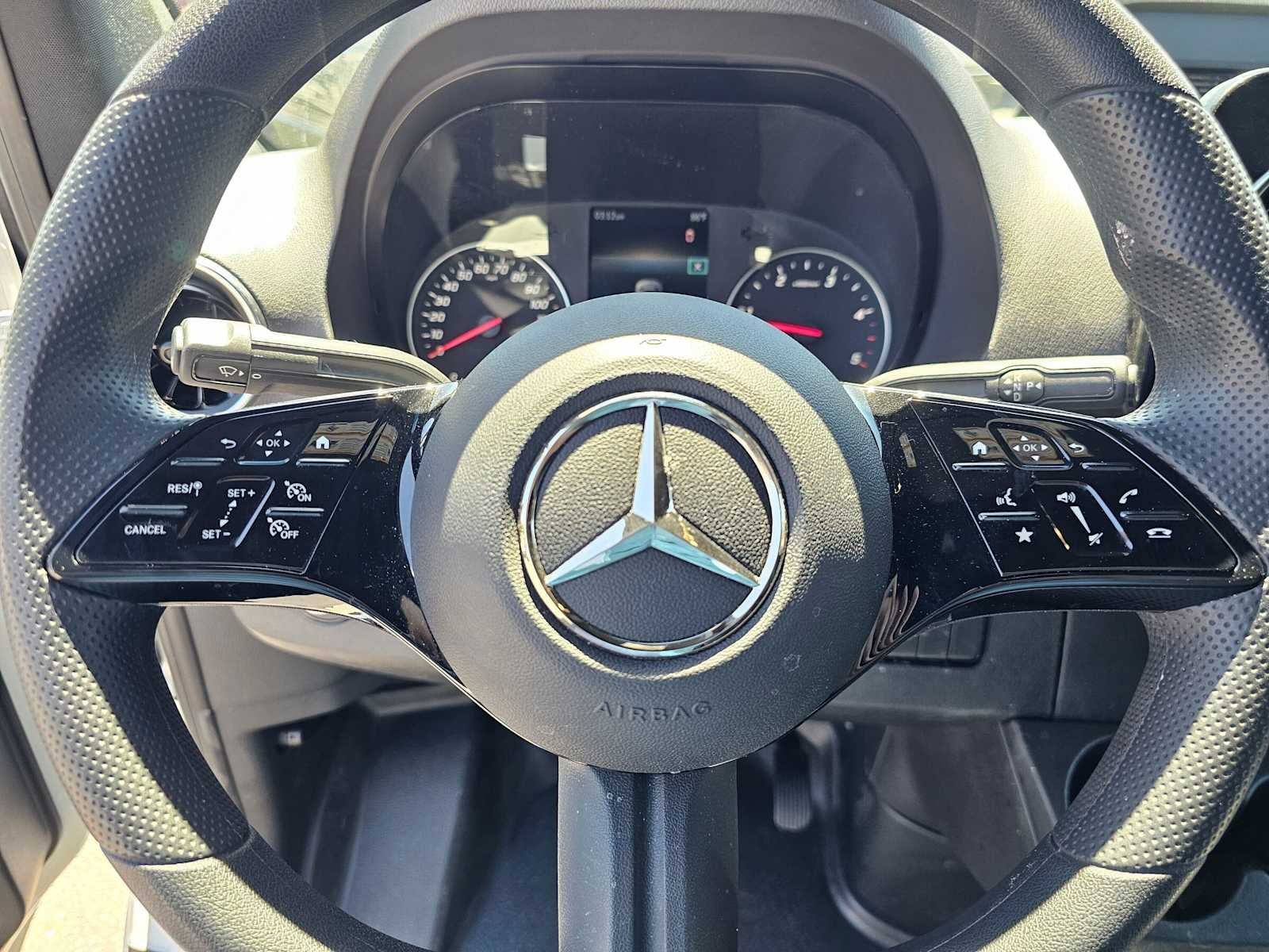 2026 Mercedes-Benz Sprinter 2500 Standard Roof I4 Diesel HO 144 RWD